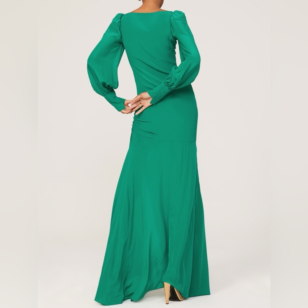 De La Vali Presley Gown, 10 - Picture 4 of 16